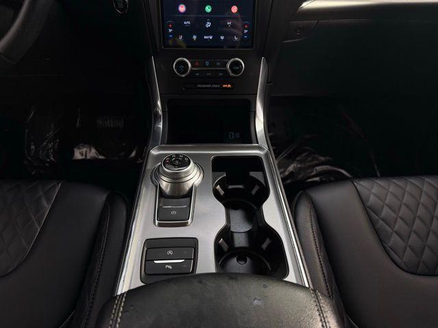 used 2024 Ford Edge car, priced at $27,171