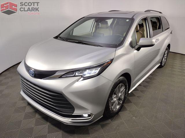 used 2022 Toyota Sienna car, priced at $38,325