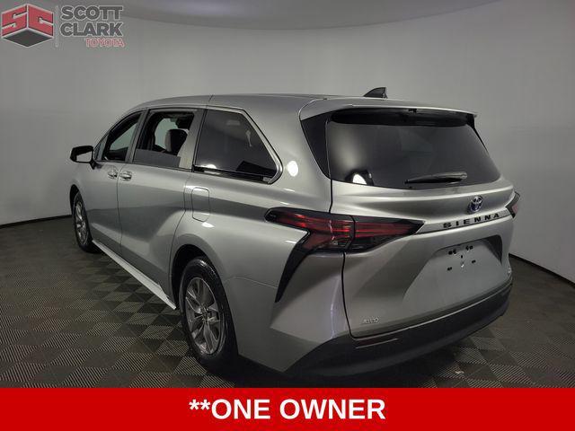 used 2022 Toyota Sienna car, priced at $39,884