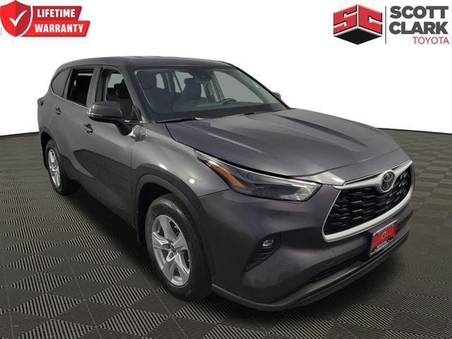used 2024 Toyota Highlander car, priced at $32,086