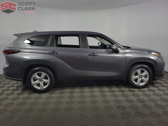 used 2024 Toyota Highlander car, priced at $35,250