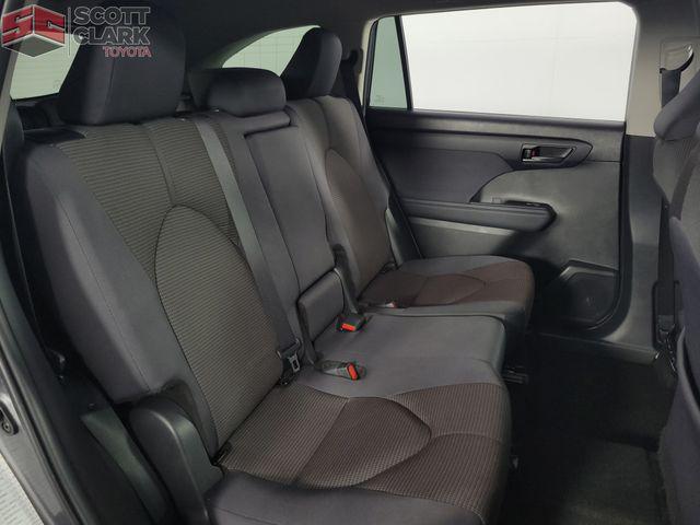 used 2024 Toyota Highlander car, priced at $35,250