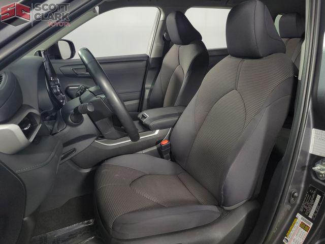 used 2024 Toyota Highlander car, priced at $35,250