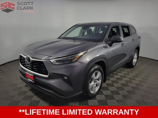 used 2024 Toyota Highlander car, priced at $35,250