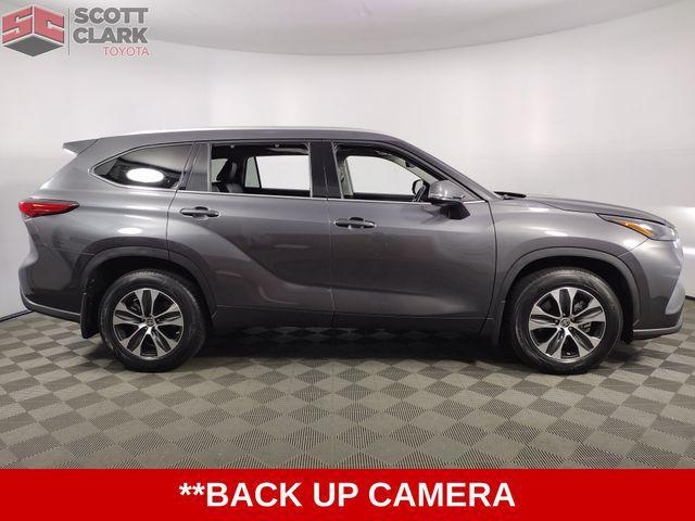used 2022 Toyota Highlander car, priced at $41,277