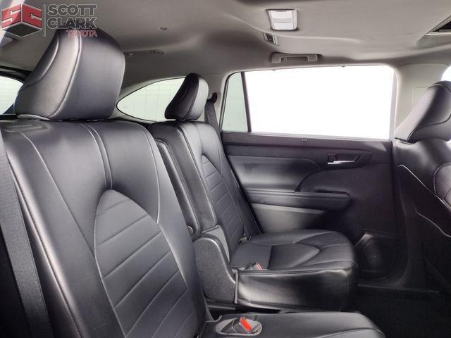 used 2022 Toyota Highlander car, priced at $41,277