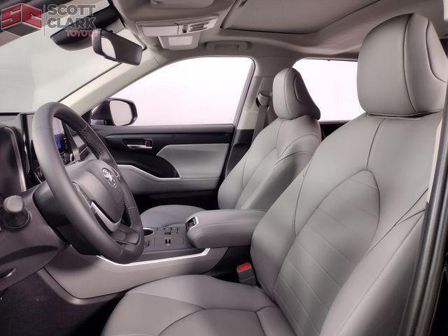 new 2025 Toyota Highlander car, priced at $50,366