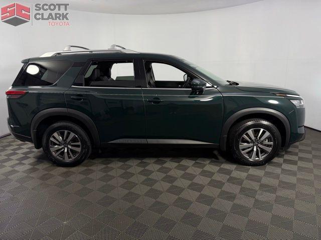 used 2022 Nissan Pathfinder car, priced at $34,285