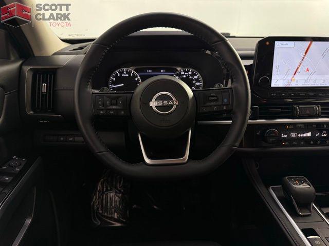 used 2022 Nissan Pathfinder car, priced at $34,285