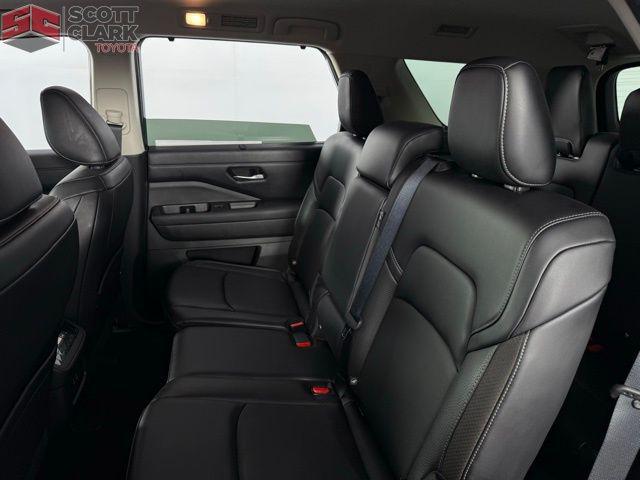 used 2022 Nissan Pathfinder car, priced at $34,285