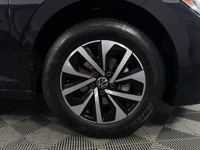 used 2024 Volkswagen Jetta car, priced at $21,146