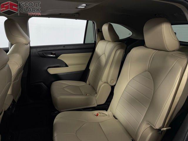 used 2024 Toyota Highlander car, priced at $42,953