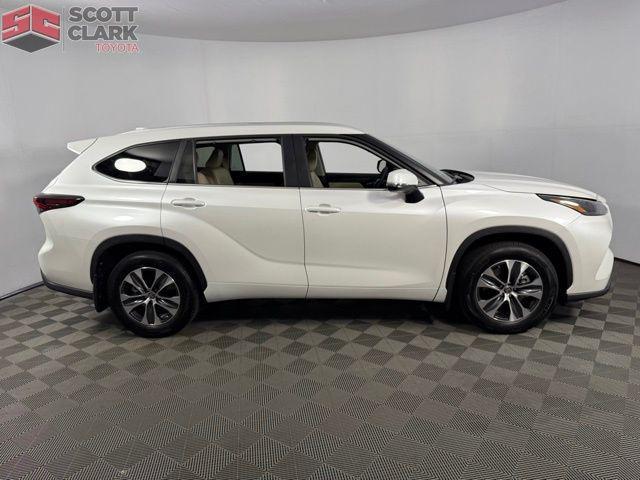 used 2024 Toyota Highlander car, priced at $42,953