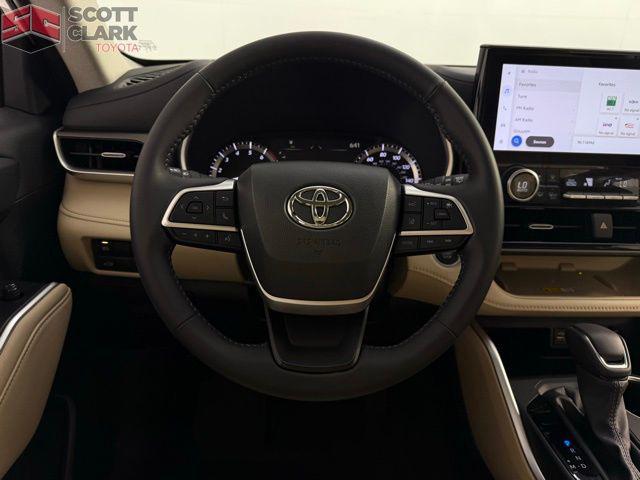 used 2024 Toyota Highlander car, priced at $42,953