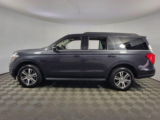 used 2024 Ford Expedition car, priced at $54,057