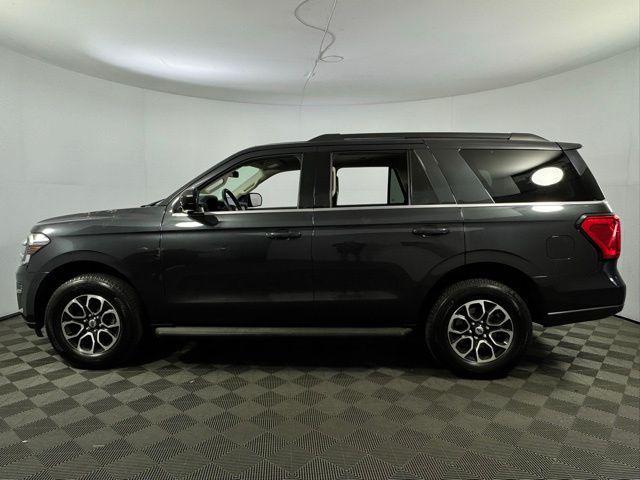 used 2024 Ford Expedition car, priced at $55,616