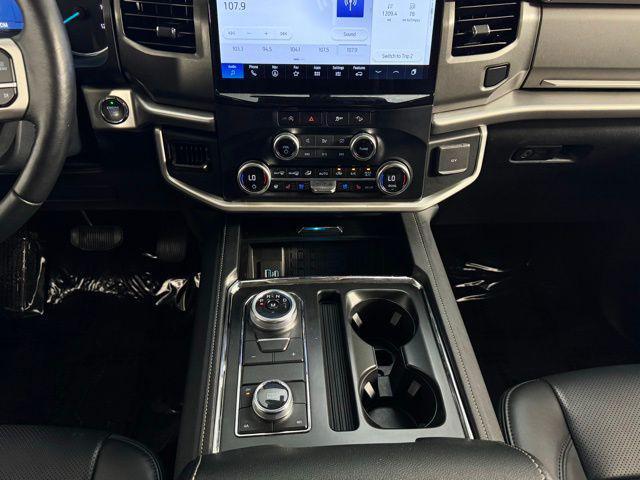 used 2024 Ford Expedition car, priced at $55,616