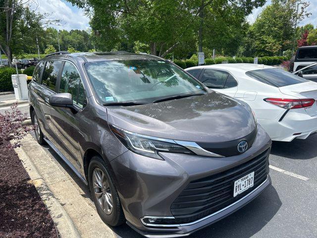 used 2021 Toyota Sienna car, priced at $36,029