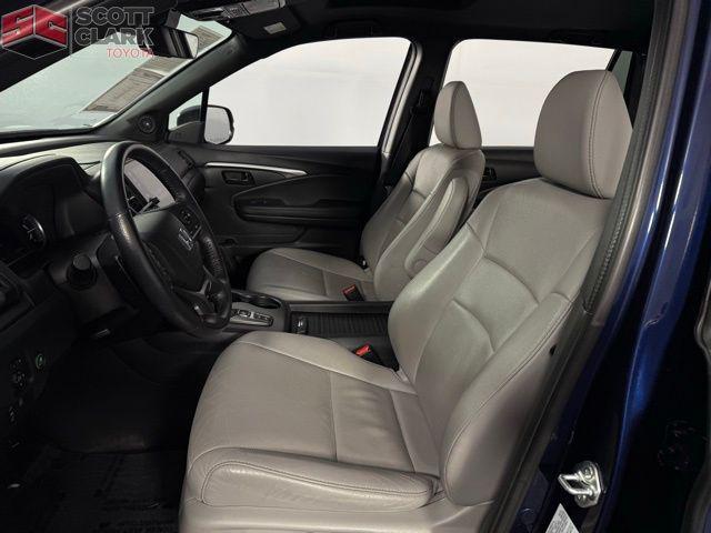 used 2022 Honda Passport car, priced at $32,415