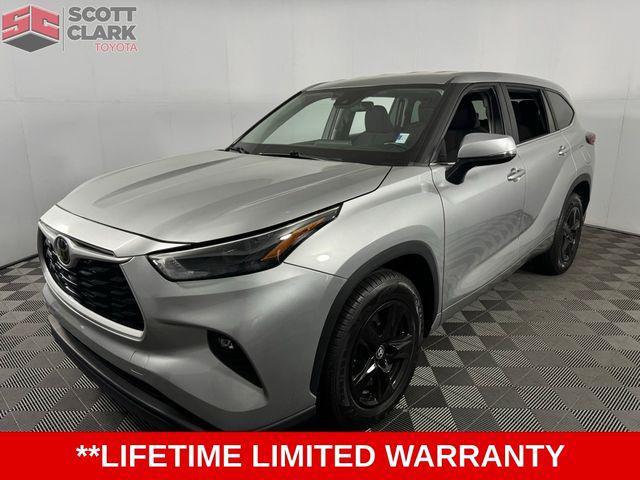 used 2023 Toyota Highlander car, priced at $34,229
