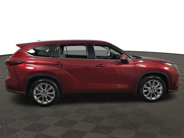 used 2024 Toyota Highlander Hybrid car, priced at $47,926