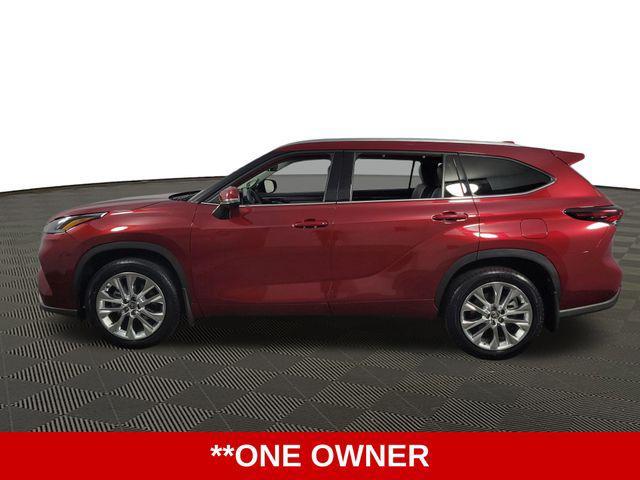 used 2024 Toyota Highlander Hybrid car, priced at $47,926