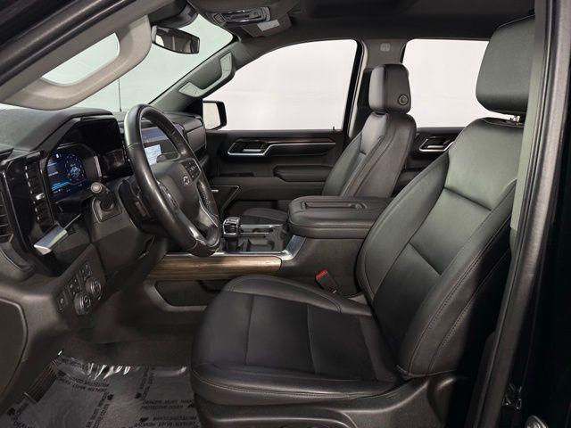 used 2022 Chevrolet Silverado 1500 car, priced at $42,618