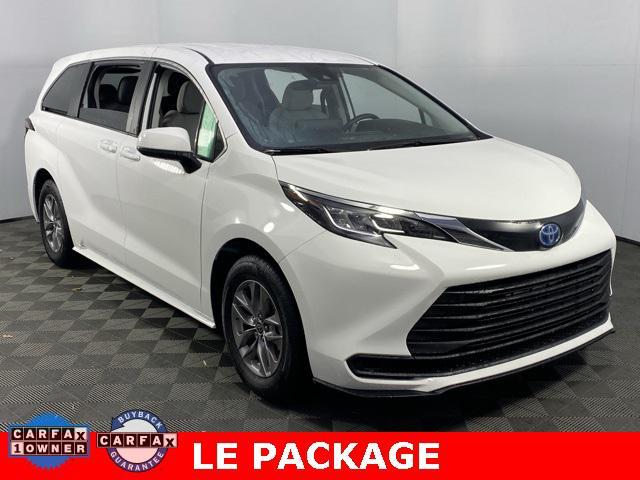 used 2024 Toyota Sienna car, priced at $41,627