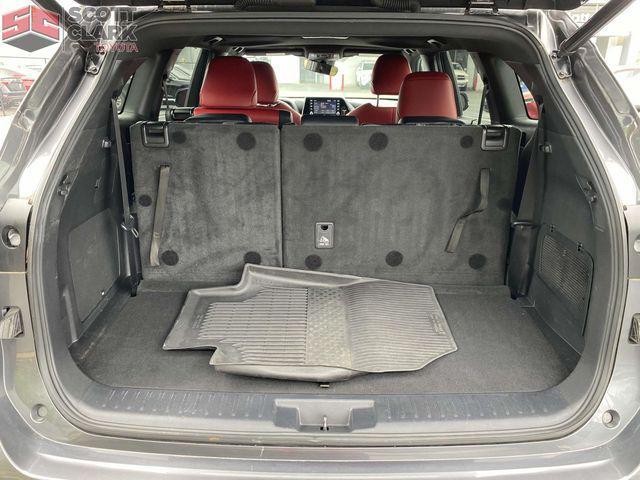 used 2021 Toyota Highlander car, priced at $32,201