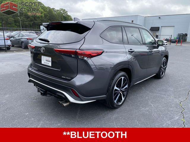 used 2021 Toyota Highlander car, priced at $32,201