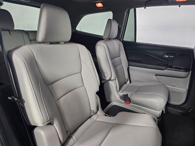 used 2021 Honda Pilot car, priced at $25,819