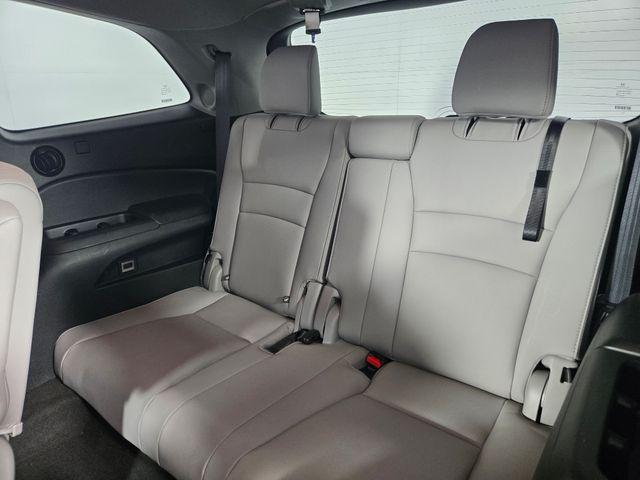 used 2021 Honda Pilot car, priced at $25,819