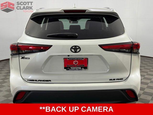 used 2022 Toyota Highlander car, priced at $34,003