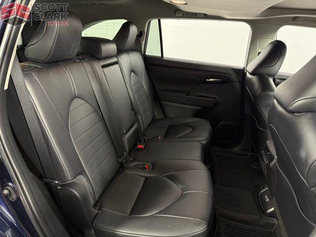 used 2023 Toyota Highlander car, priced at $39,929