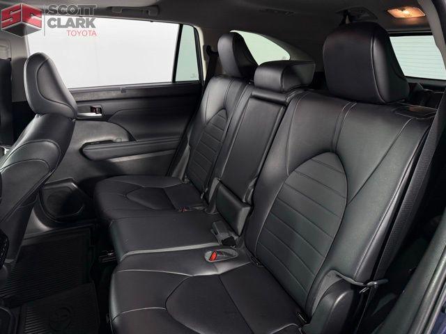 used 2023 Toyota Highlander car, priced at $39,929