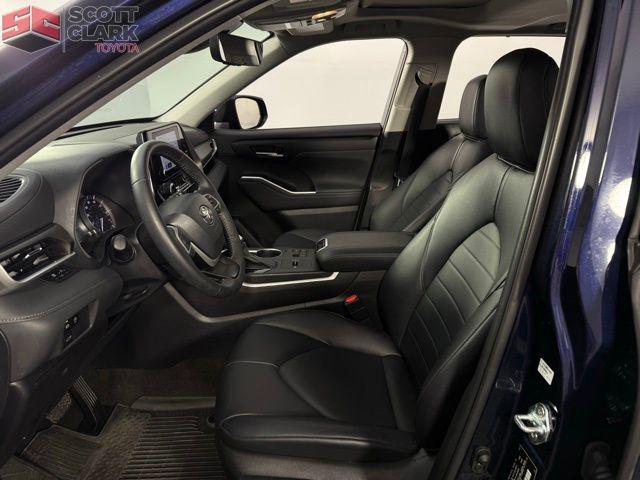 used 2023 Toyota Highlander car, priced at $39,929