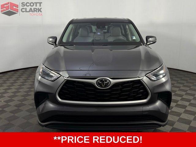 used 2023 Toyota Highlander car, priced at $31,416