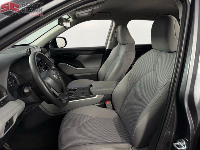 used 2023 Toyota Highlander car, priced at $31,416