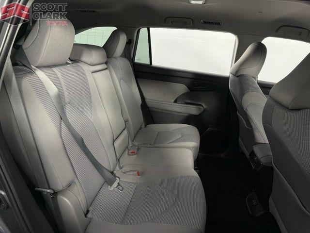 used 2023 Toyota Highlander car, priced at $31,416