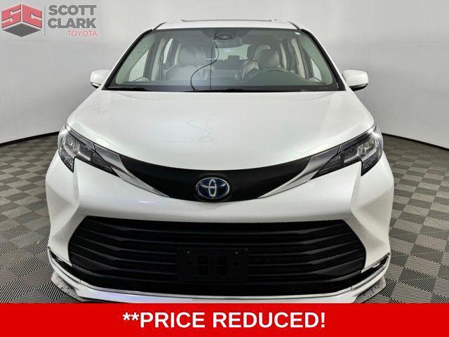 used 2023 Toyota Sienna car, priced at $39,858