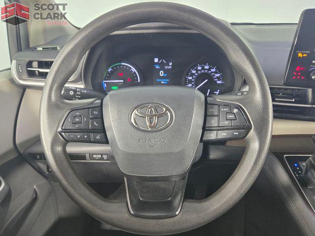 used 2022 Toyota Sienna car, priced at $31,918