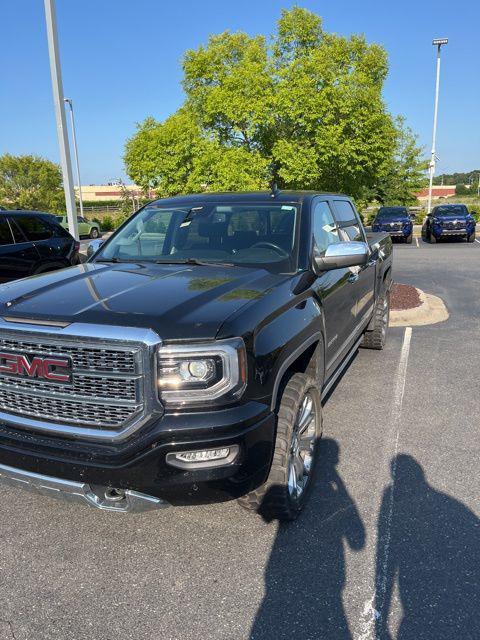 used 2018 GMC Sierra 1500 car, priced at $34,366