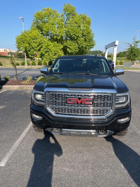 used 2018 GMC Sierra 1500 car, priced at $34,366