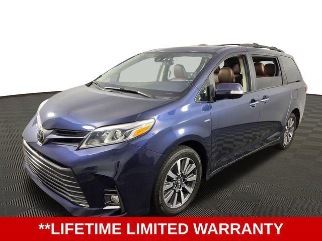 used 2018 Toyota Sienna car, priced at $29,067