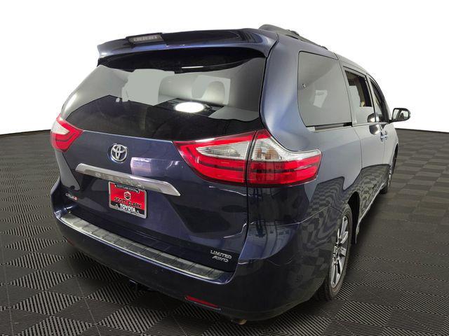 used 2018 Toyota Sienna car, priced at $29,067