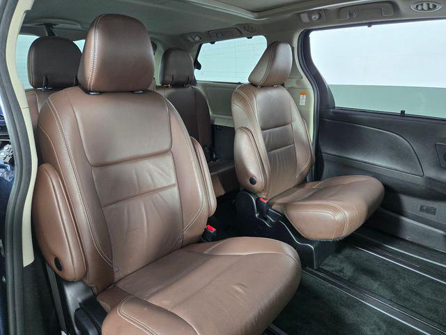 used 2018 Toyota Sienna car, priced at $29,067