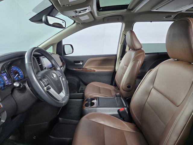 used 2018 Toyota Sienna car, priced at $29,067