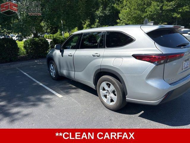 used 2022 Toyota Highlander car, priced at $32,652