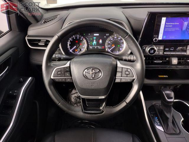 used 2024 Toyota Highlander car, priced at $41,340