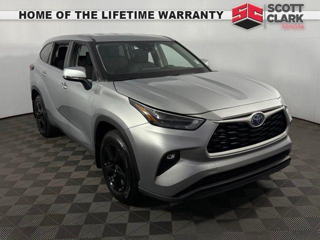 used 2022 Toyota Highlander Hybrid car, priced at $29,855